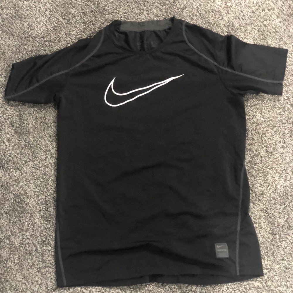 Boys extra large black Nike compression shirt